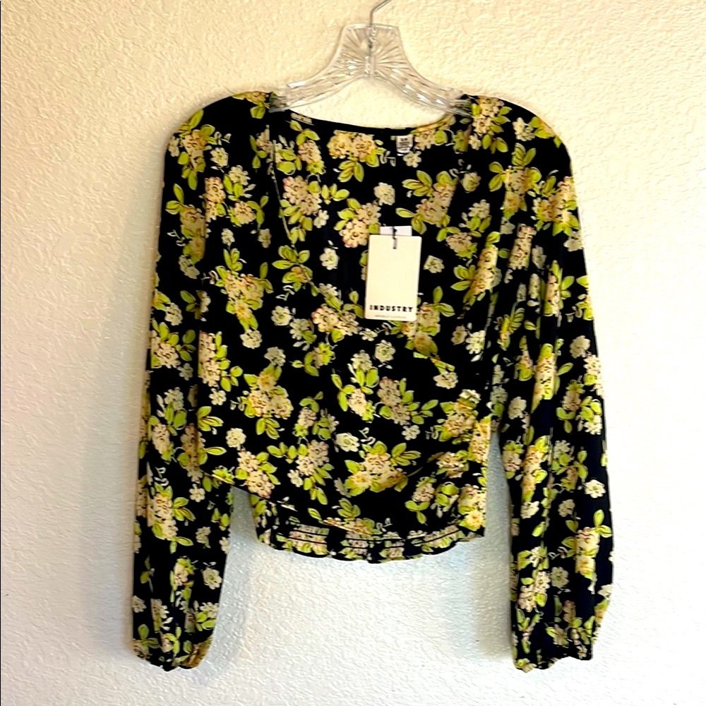 NWT Black and Yellow Floral Crop Faux WrapTop with Puff Sleeves and Long Sleeves